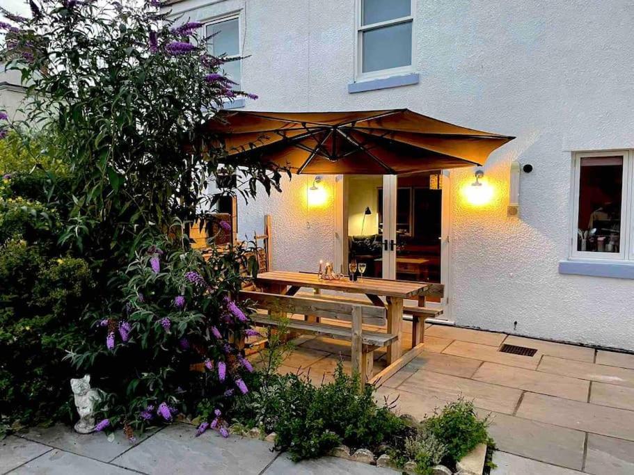 The Hidden House, Dawlish Villa Exterior foto